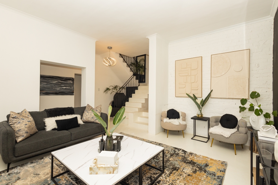 3 Bedroom Property for Sale in Hoheizen Western Cape